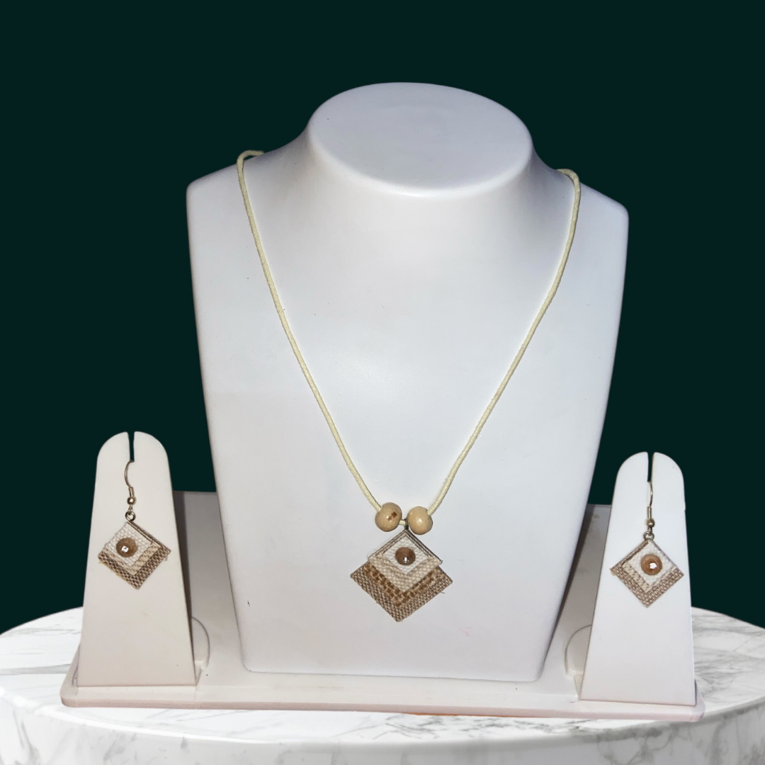 Handcrafted Jute Necklace Set for Women - Beige - Small