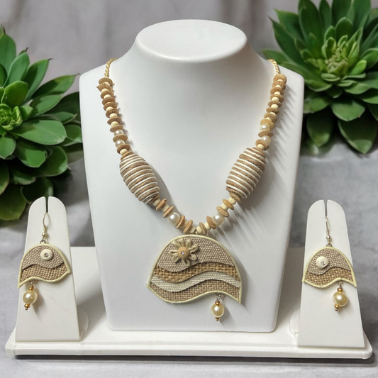Handcrafted Beige Jute Necklace Set for Women